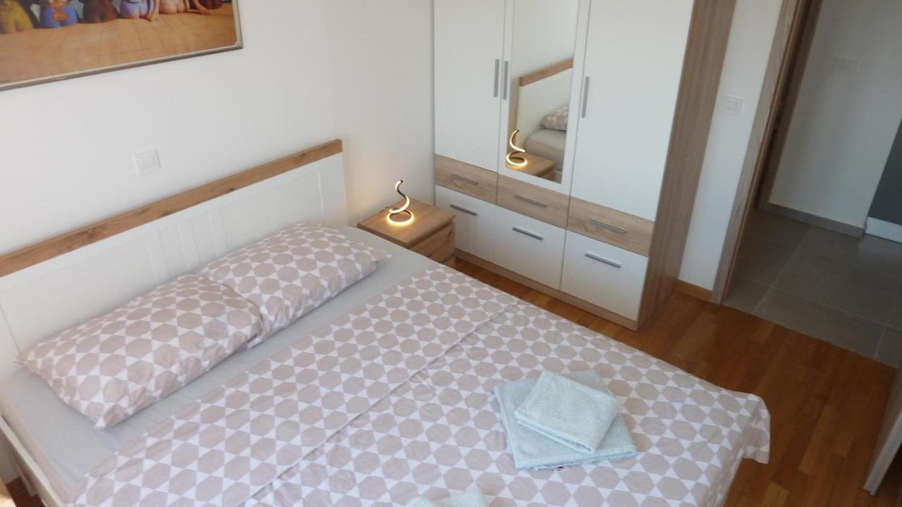 Apartment Jere With Private Parking Задар Экстерьер фото